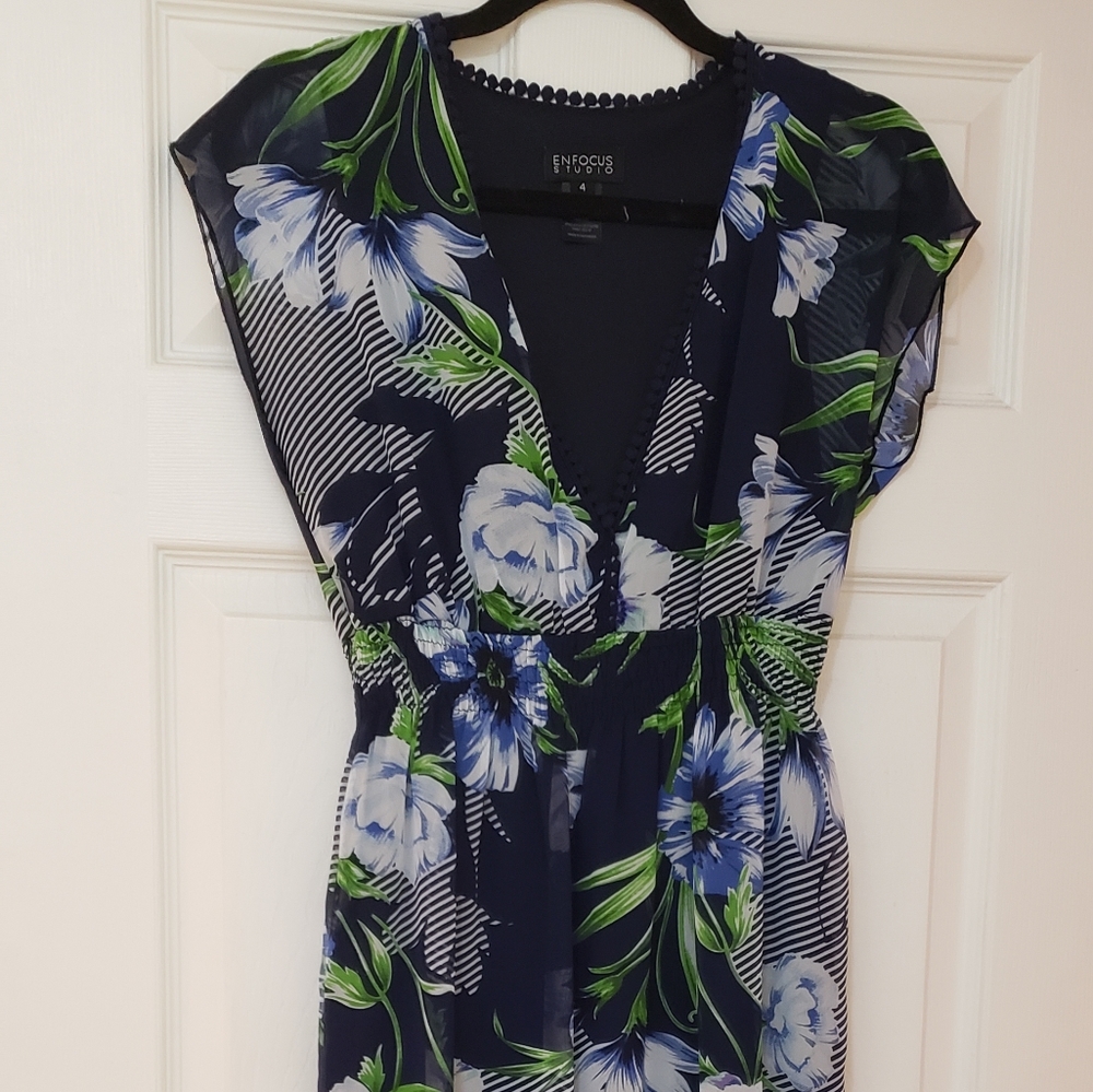 En Focus Studio Blue Floral Maxi Dress